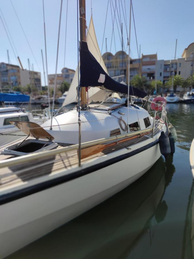 St Helene Hotel Gruissan Bagian luar foto