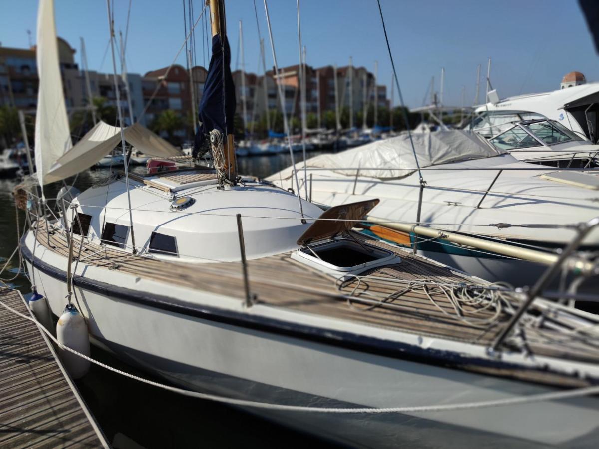 St Helene Hotel Gruissan Bagian luar foto